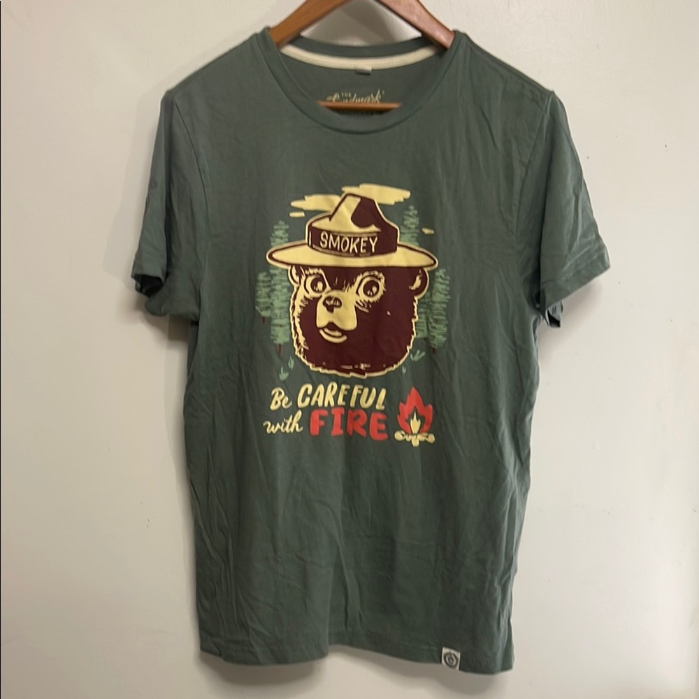 Green Short Sleeve Tee with Bear Graphic